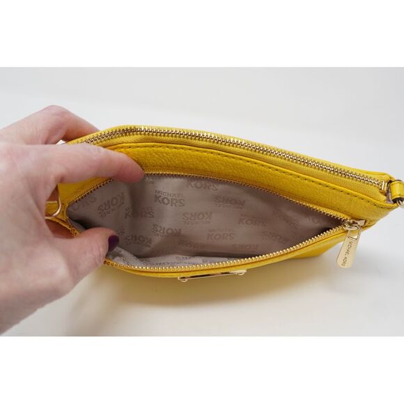 Michael Kors Mini Purse Pebbled Yellow Leather Gold Tone Top Zipper Front Pocket - Picture 4 of 4
